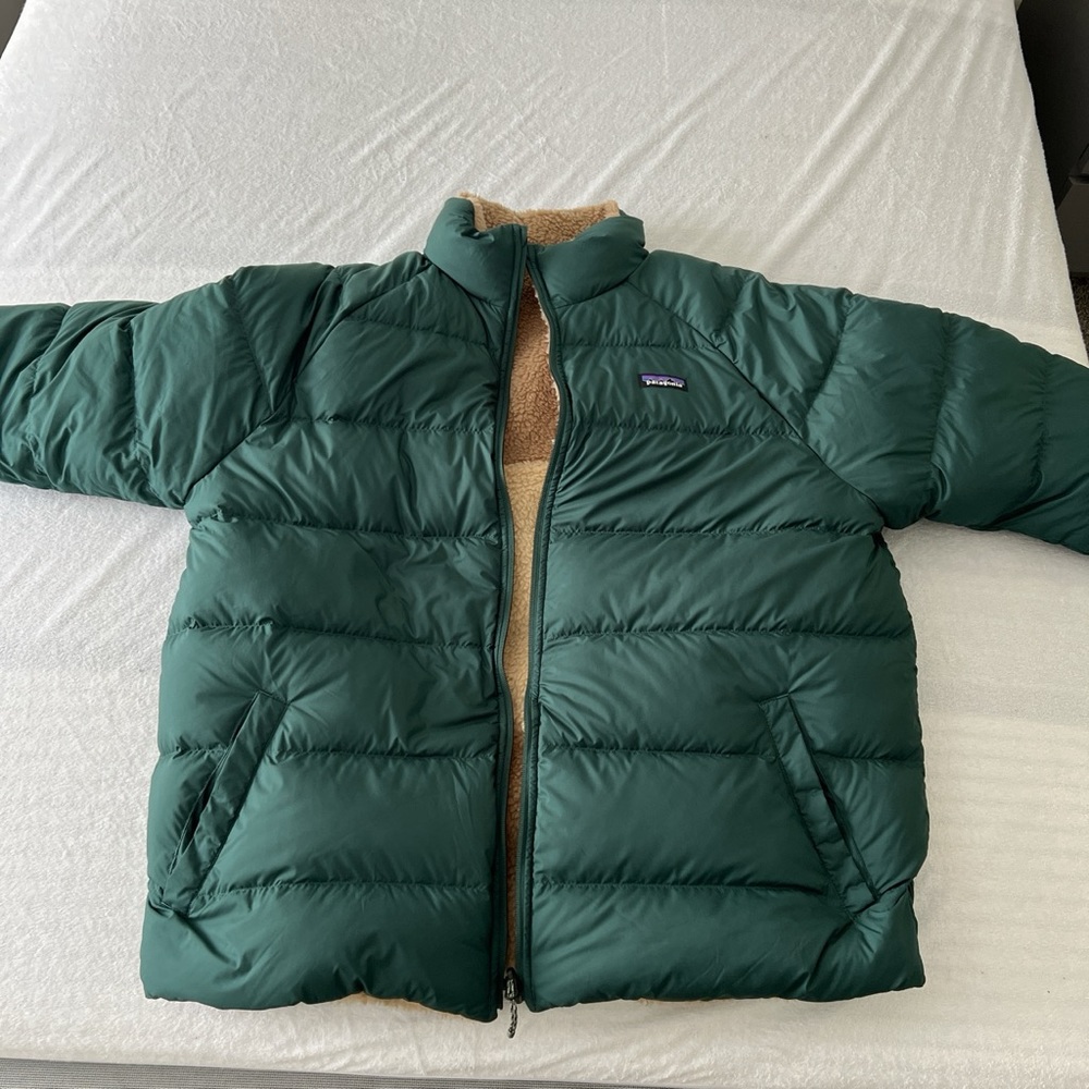Patagonia Men's Reversible Silent Down Jacket